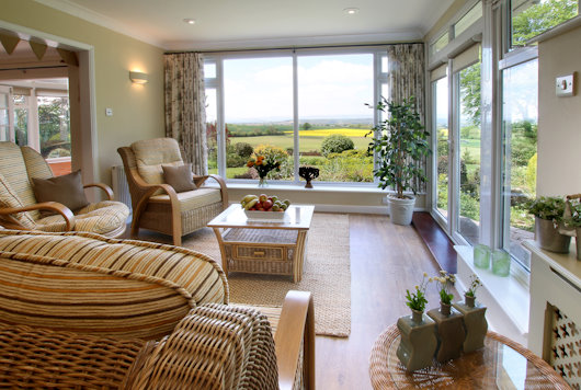 Conservatory, White Lodge Holiday Cottage, Herefordshire Conservatory, White Lodge Holiday Cottage, Herefordshire